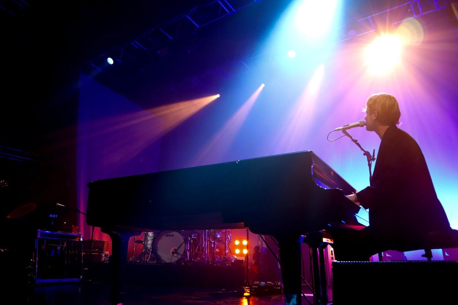 Tom Odell / Crédit photo: Lena Chinchio