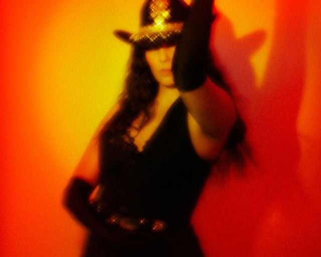 Sarah Maison a commencé à travailler sur cet album, il y a quatre ans, pendant le confinement. Crédit photo : Diane Sagnier.