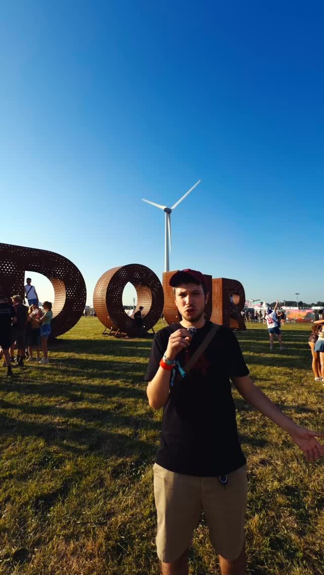 L’ouverture du festival de Dour donnait sa curation à des collectifs, un changement sur lequel on a interrogé les…