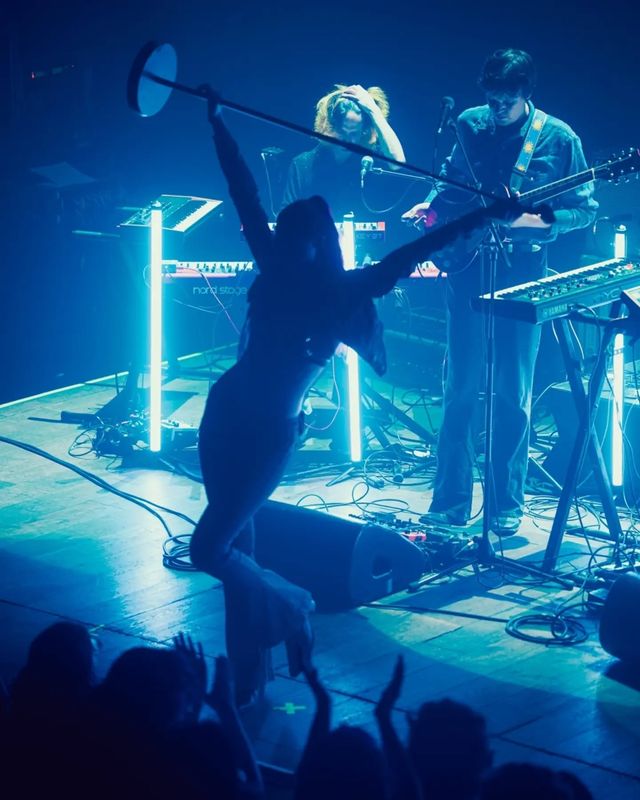 louadriyo / cafedeladanse_paris 10.2026 📸 unsoundcolors pour danstafaceb